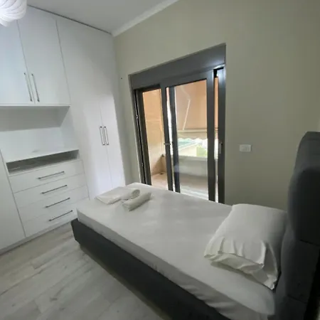 Nalu Apartment